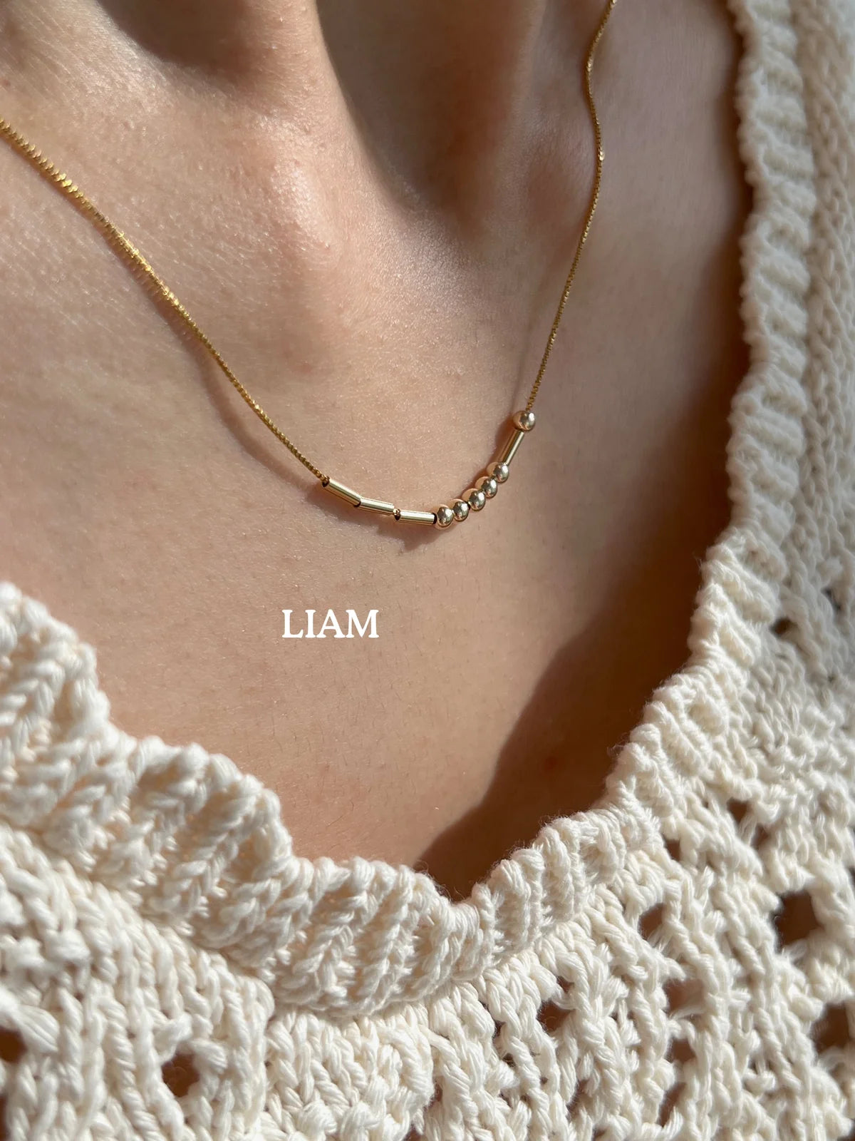 Collar en código Morse